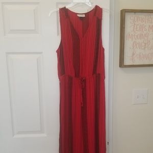 EUC RED AND BLACK SZ M MAXI DRESS TIE WAIST